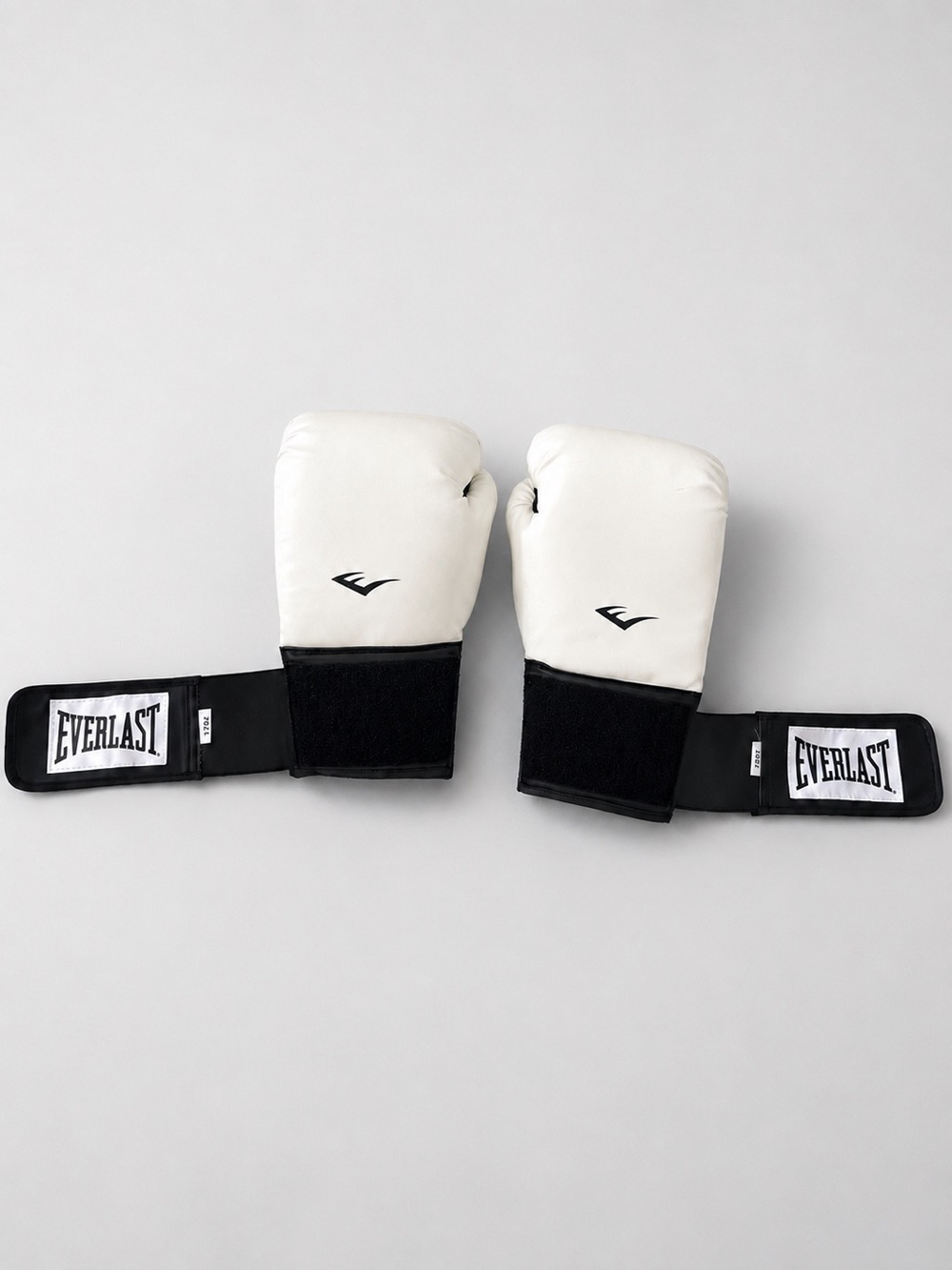 Everlast 12 oz Boxing Gloves White Black Training Sparring Pair